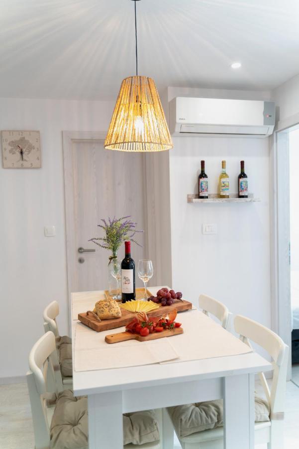 New Cozy Apartment - Center Of Old Town Omis Exterior photo